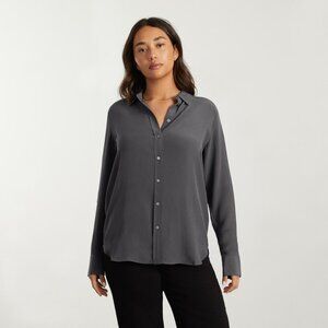 Everlane Washable Clean Silk Relaxed Shirt in Slate Grey, size 14